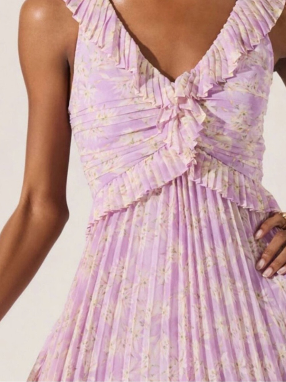ASTR The Label Floral Ruffle Pleated Midi Dress Lilac M NWT